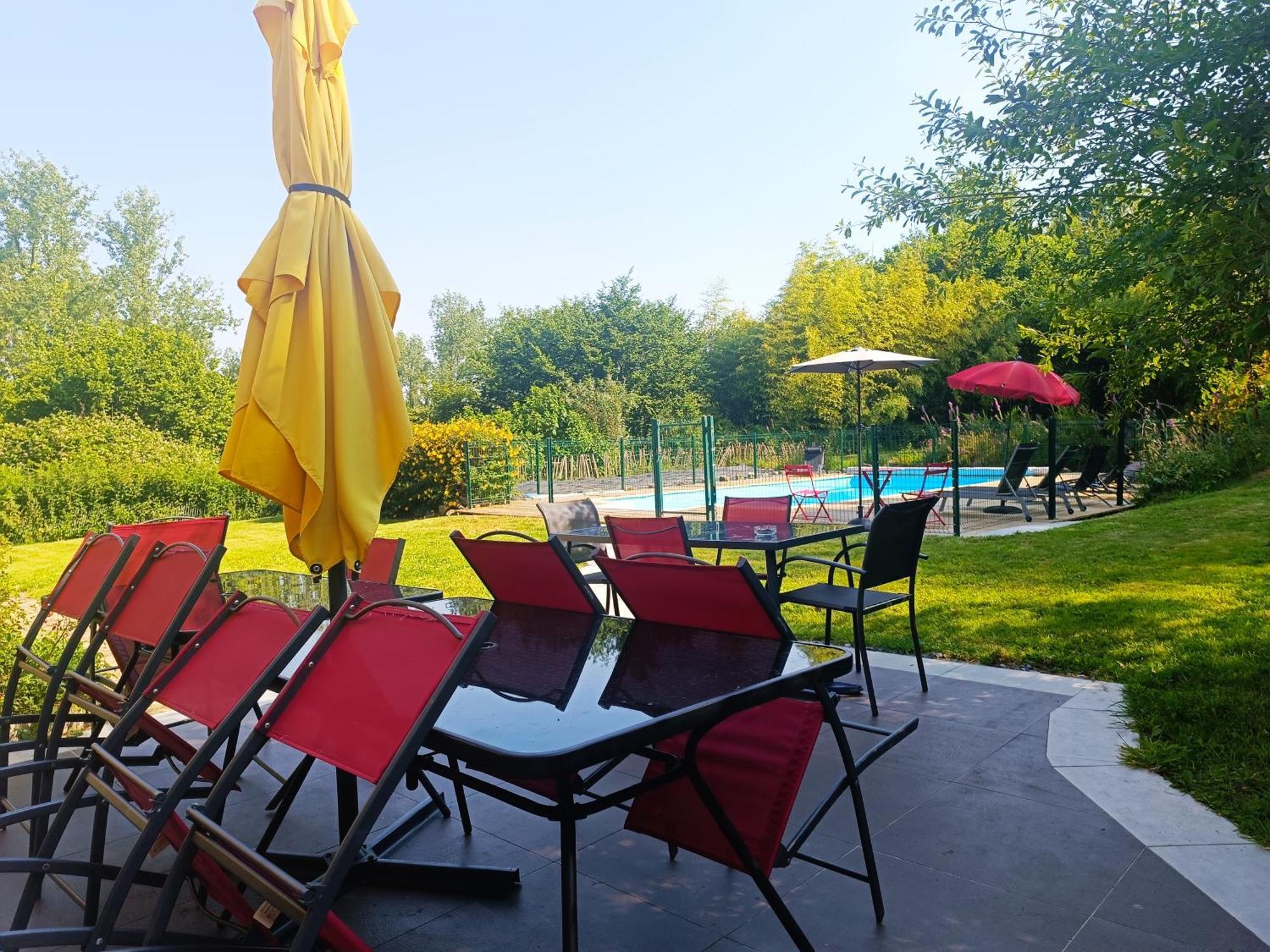 Gite Du Nouveau Monde Langoelan Bagian luar foto